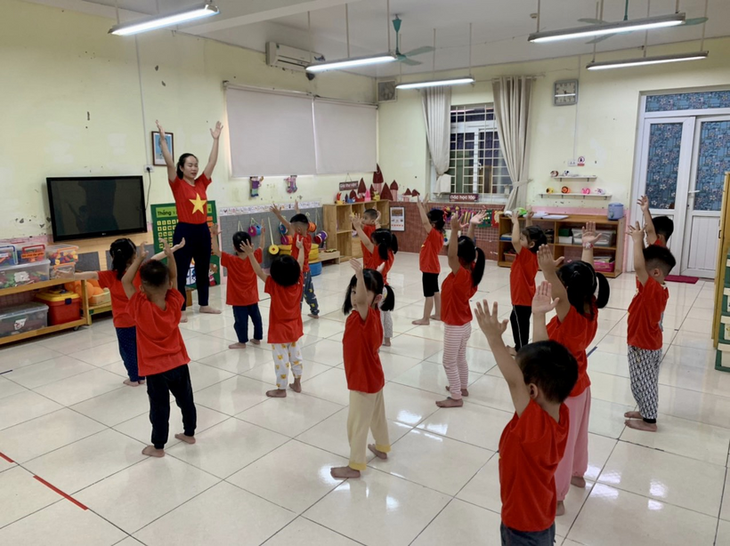 C:\Users\LopB1\Desktop\2022 - 2023\TEM NỘI TRỢ\z3793253686248_0fa719a043f6bc87cfb9b79a4b18cee8.jpg