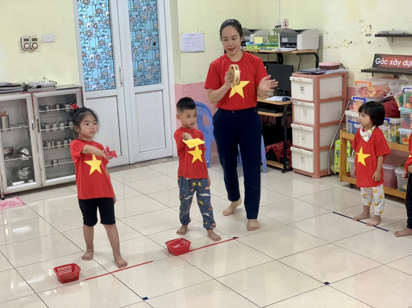 C:\Users\LopB1\Desktop\2022 - 2023\TEM NỘI TRỢ\z3793253674287_be2c14e88f1f7ac838c965ddbe0139e6.jpg