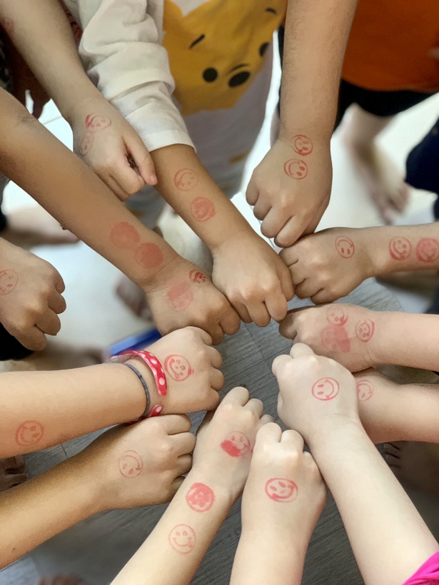 C:\Users\LopB1\Desktop\2022 - 2023\TEM NỘI TRỢ\z3793253682967_c9f4bd22bea8d955c55c59ef5ba4c6e4.jpg