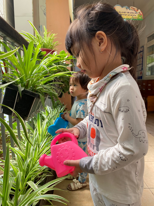 D:\anh c5 23\tươi cây-20221102T032722Z-001\tươi cây\z3848112830611_2d27a4a1aa752705845c6c31fc78d8ab.jpg