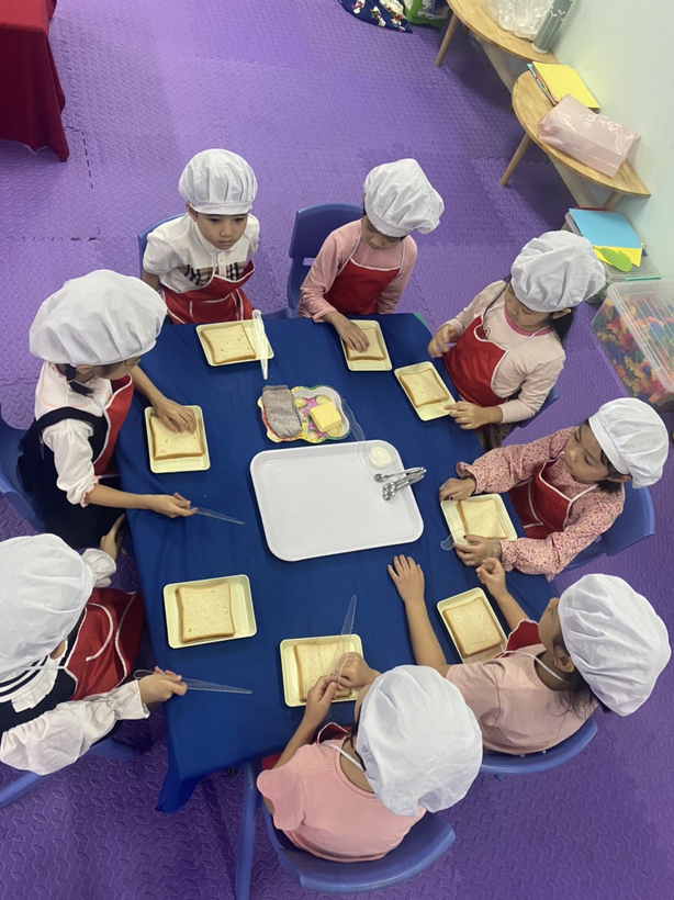 C:\Users\Administrator\Desktop\Ảnh A1 22-23\BTLNT T11.jpg