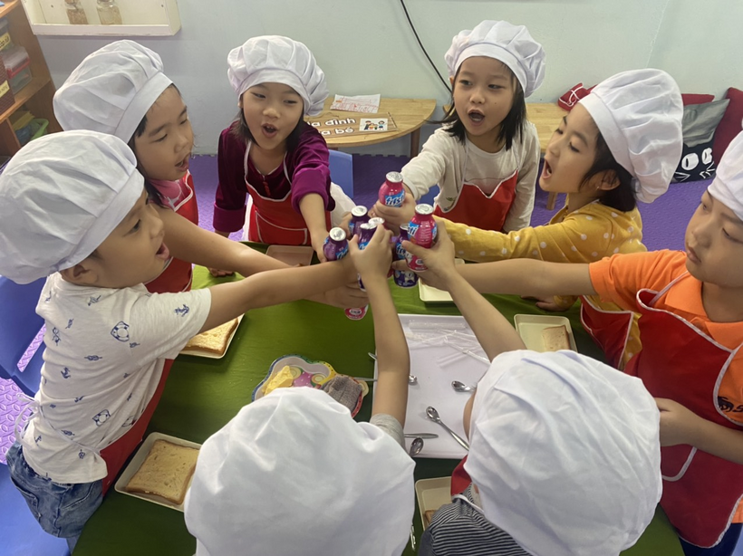 C:\Users\Administrator\Desktop\Ảnh A1 22-23\bánh mì bơ\z3871560902701_ecf5a6d374363c6c351d477b785d538e.jpg