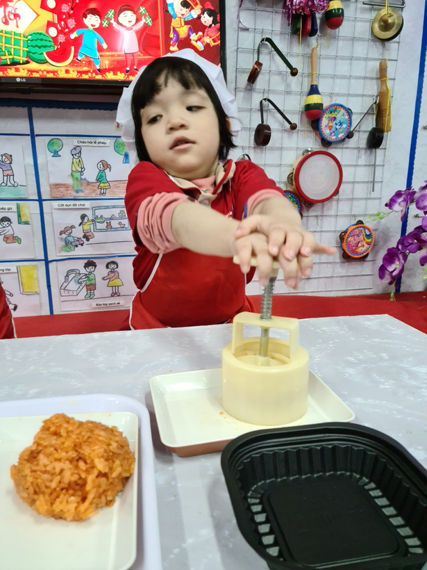 D:\Ảnh c5\xôi\z4031728631996_be19d904431d143c76d16b63e2f51116.jpg