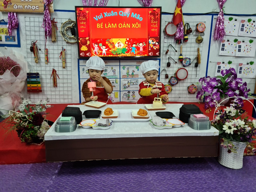 D:\Ảnh c5\xôi\z4031728562545_c09c2156fdc6384cf95f2f6619abf806.jpg