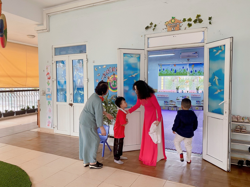 C:\Users\Administrator\Desktop\viet bai\z4170498834483_b9dbb4054b65e4a54434e64e72076f74.jpg