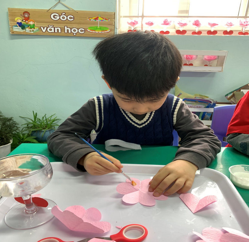 C:\Users\Administrator\Desktop\Ảnh A1 22-23\83\z4149518129467_7bbb4fe9595ee409302617b3e03e8add.jpg