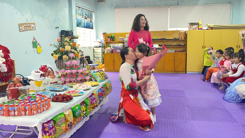 C:\Users\Administrator\Desktop\viet bai\z4170443308736_750bc3cc7734cebc940580aa83f2c738.jpg