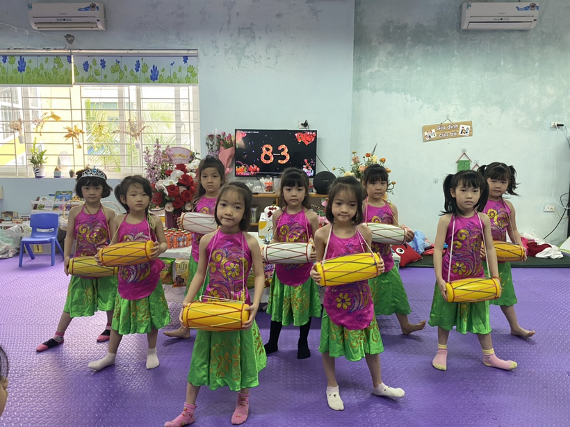 C:\Users\Administrator\Desktop\viet bai\z4170479505721_dc632890dc518b4e061345c0917926f9.jpg