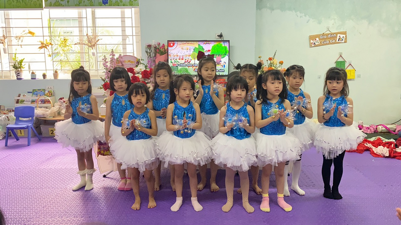 C:\Users\Administrator\Desktop\viet bai\z4170479494636_e2a43420a336f0bac704ecab6d1c025c.jpg