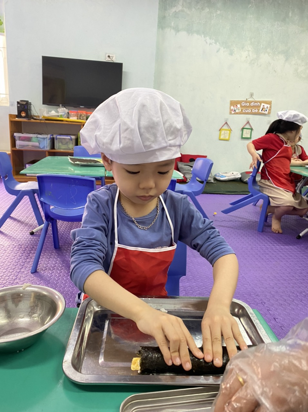 C:\Users\Admin\Desktop\Huế thi giỏi\z4195356381291_4022b40e66409a655cd00252076d4962.jpg