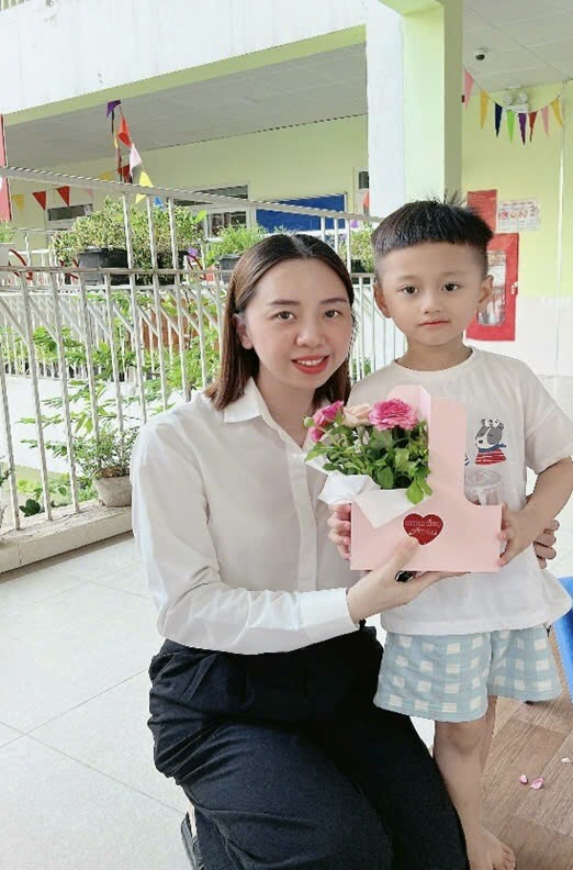 C:\Users\PC\Downloads\tặng quà mẹ.jpg