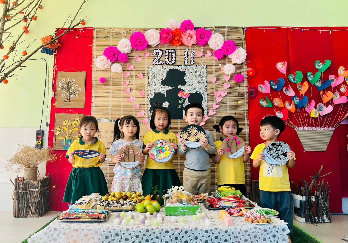 C:\Users\HP\Desktop\ho so khoi nho\z6056359806092_79620a356082ad1132ed1854493448b0.jpg