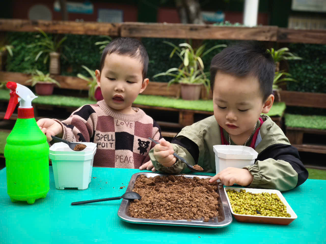 z6326173182612_044bf2af81743a235f2667eddf858fcf